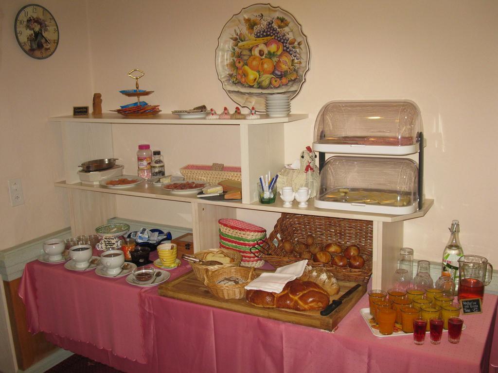 Hotel Restaurant Escher Loèche-les-Bains Extérieur photo