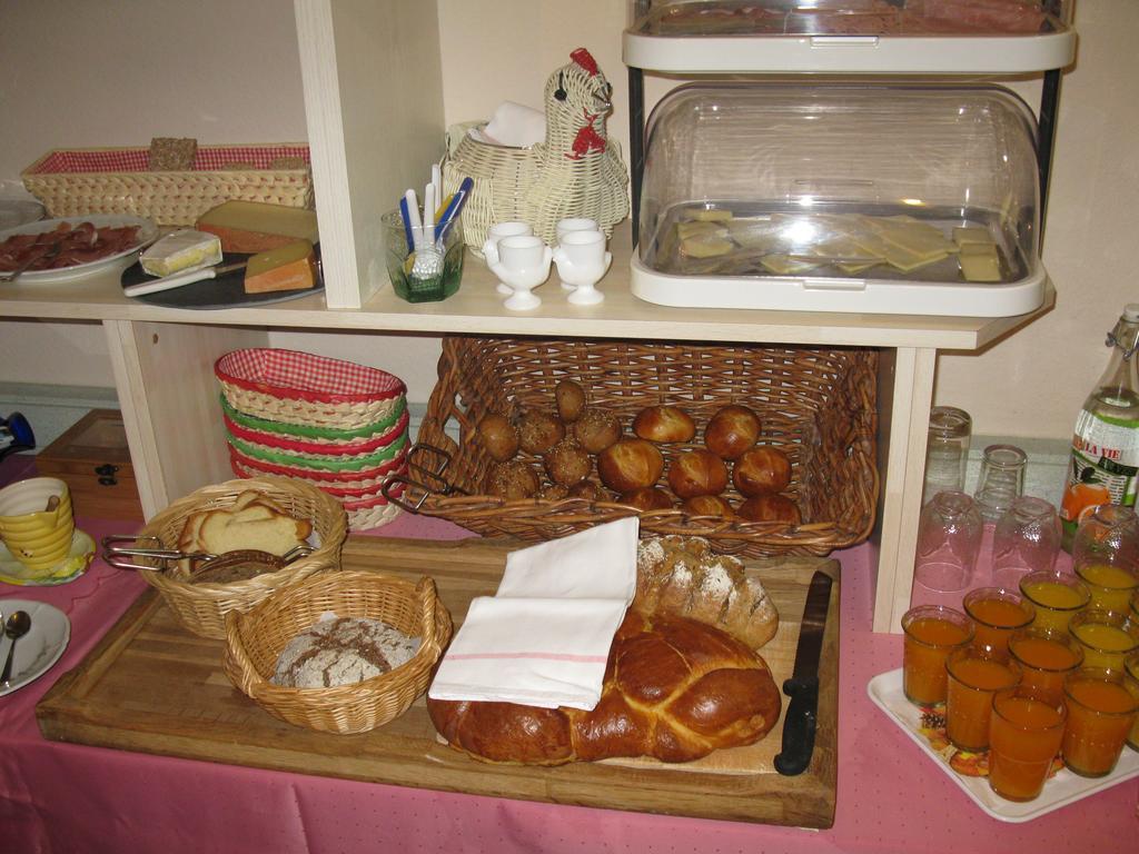 Hotel Restaurant Escher Loèche-les-Bains Extérieur photo